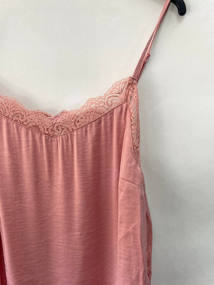 VILA CLOTHES. Top lencero rosa T.L