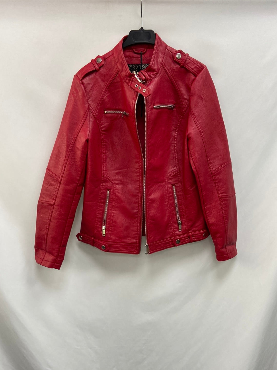 KOROSHI.Chaqueta roja polipiel T.M