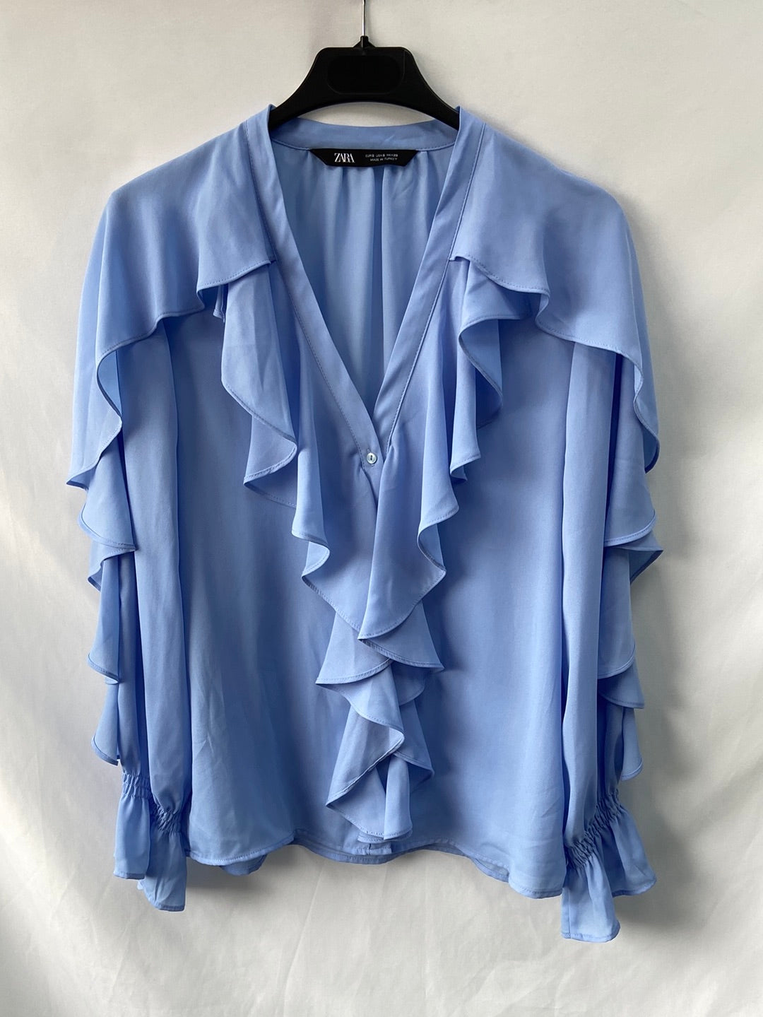 ZARA.Camisa azul volantes T.S