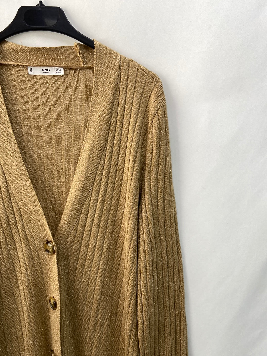 MANGO. Beige buttoned TS cardigan