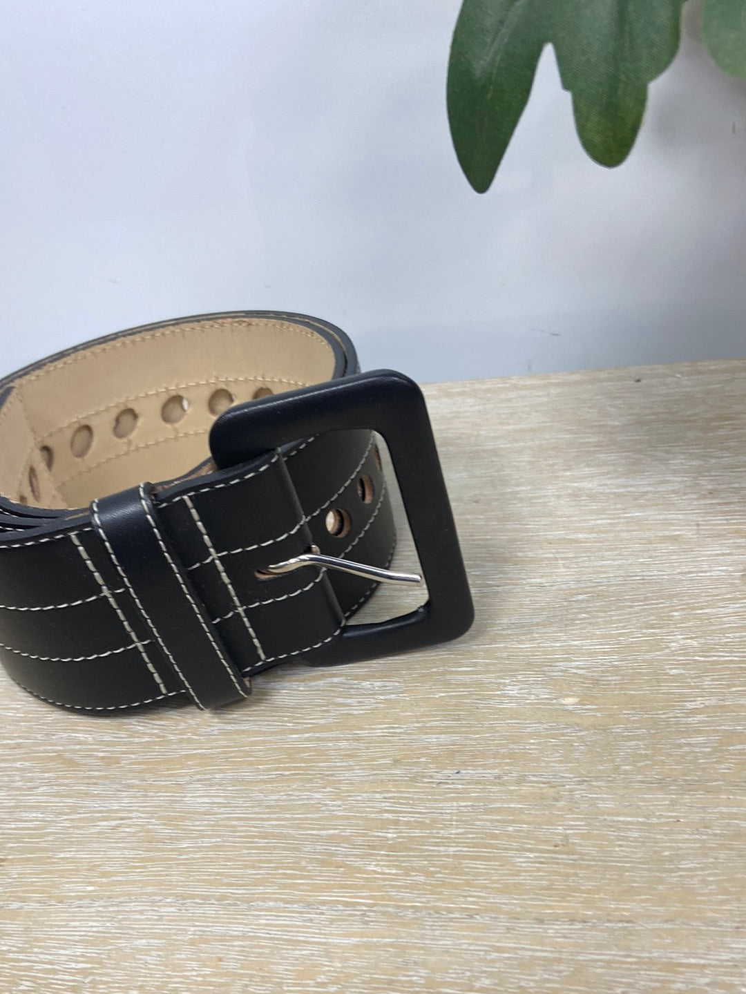 OTRAS. Cinturón negro