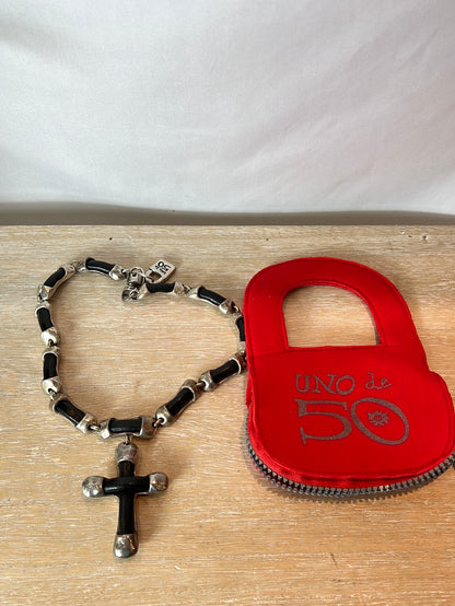 UNO DE 50. Collar cruz