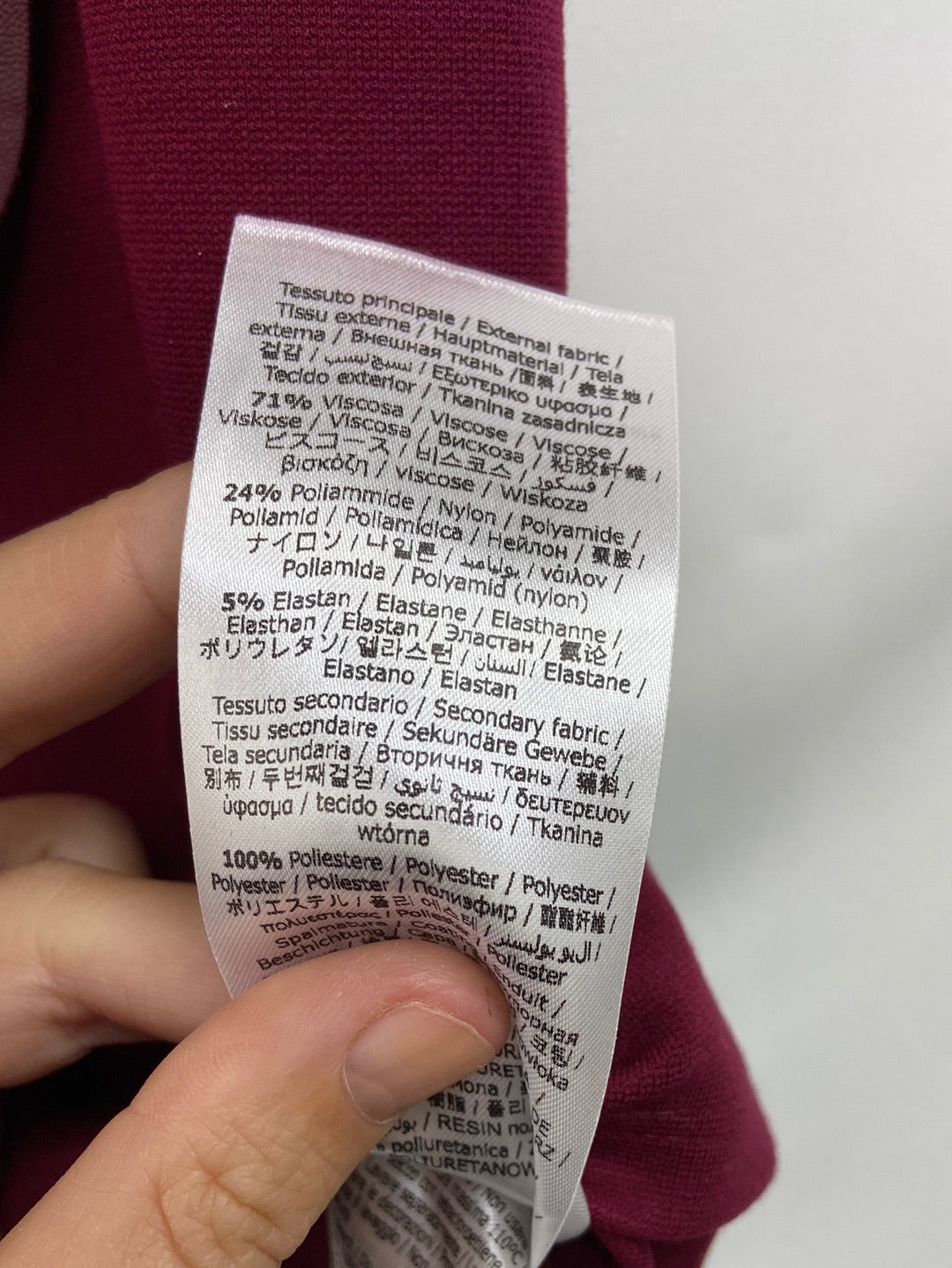 LIUJO. Falda burdeos textura T.40