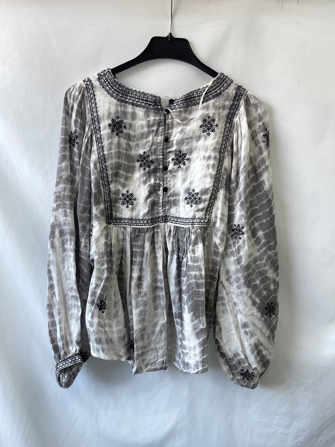 ZARA.Top tie dye abalorios T.M (Tara)