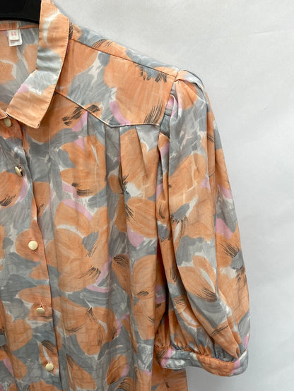 OTRAS.Blusa vintage hombreras T.s