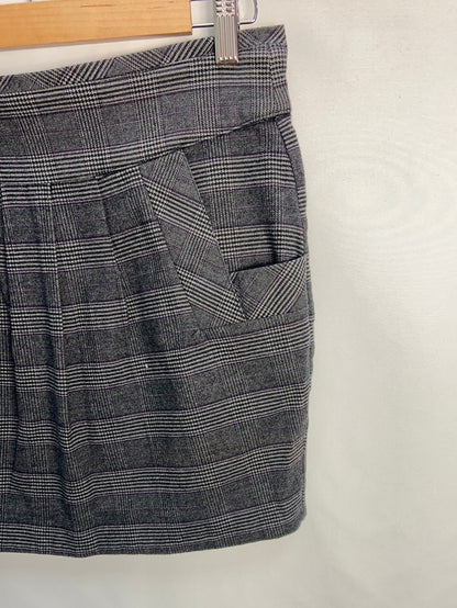 BLANCO.Falda corta pata de gallo T.38