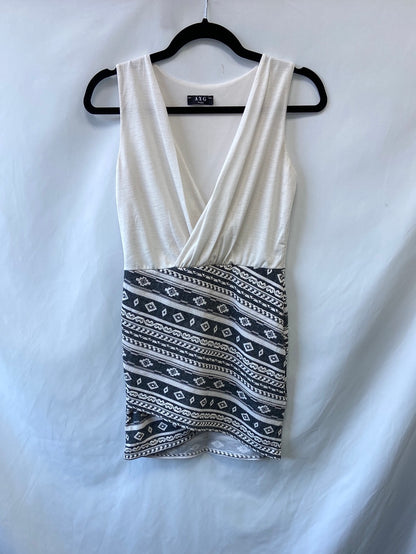 AXG.Vestido doble textura T.S/M