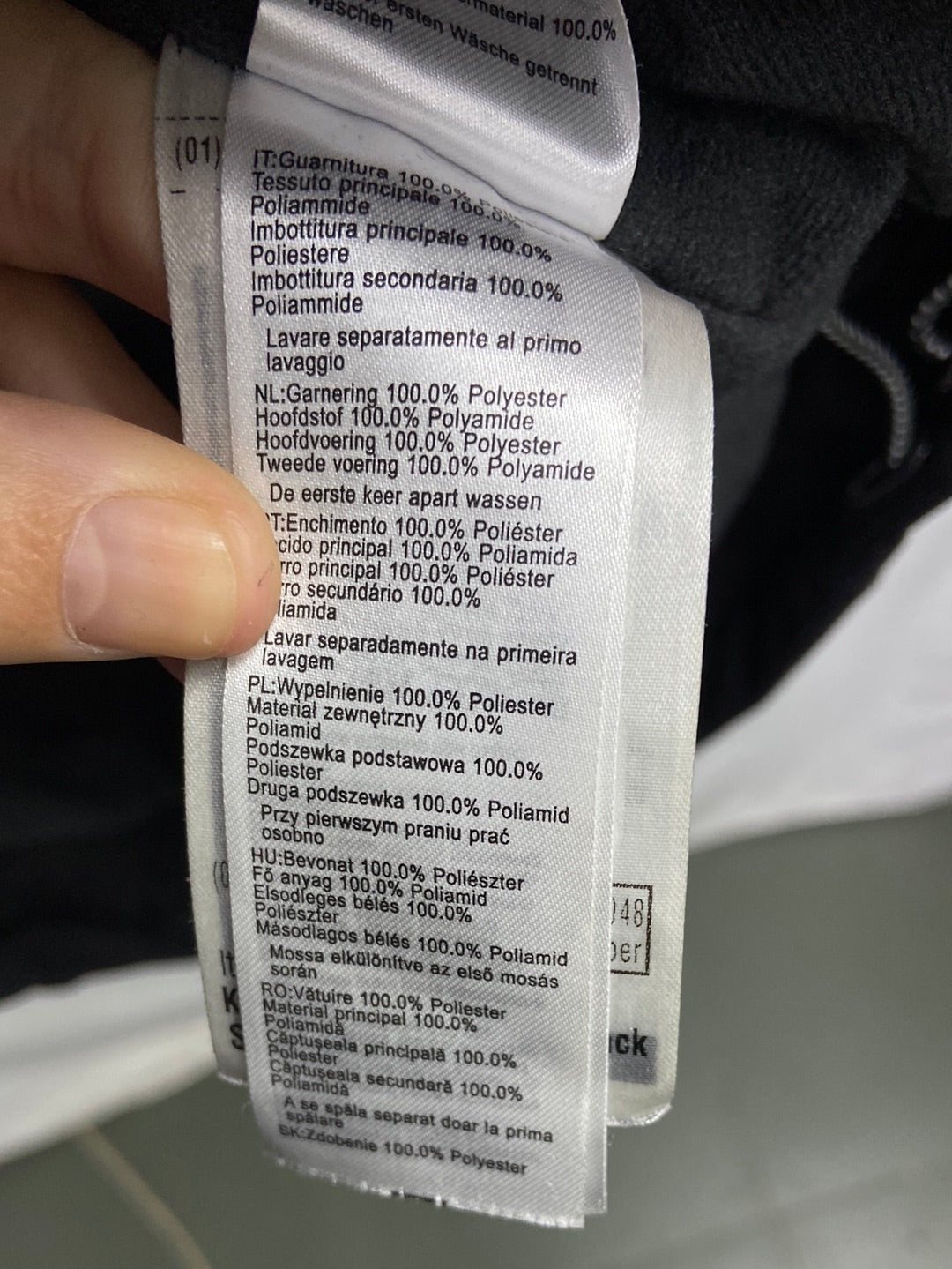 DECATHLON. Abrigo negro nieve T.s