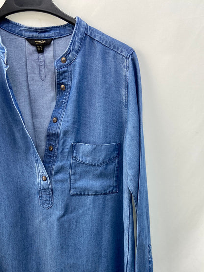 MASSIMO DUTTI.Camisa vaquera fluida t.34