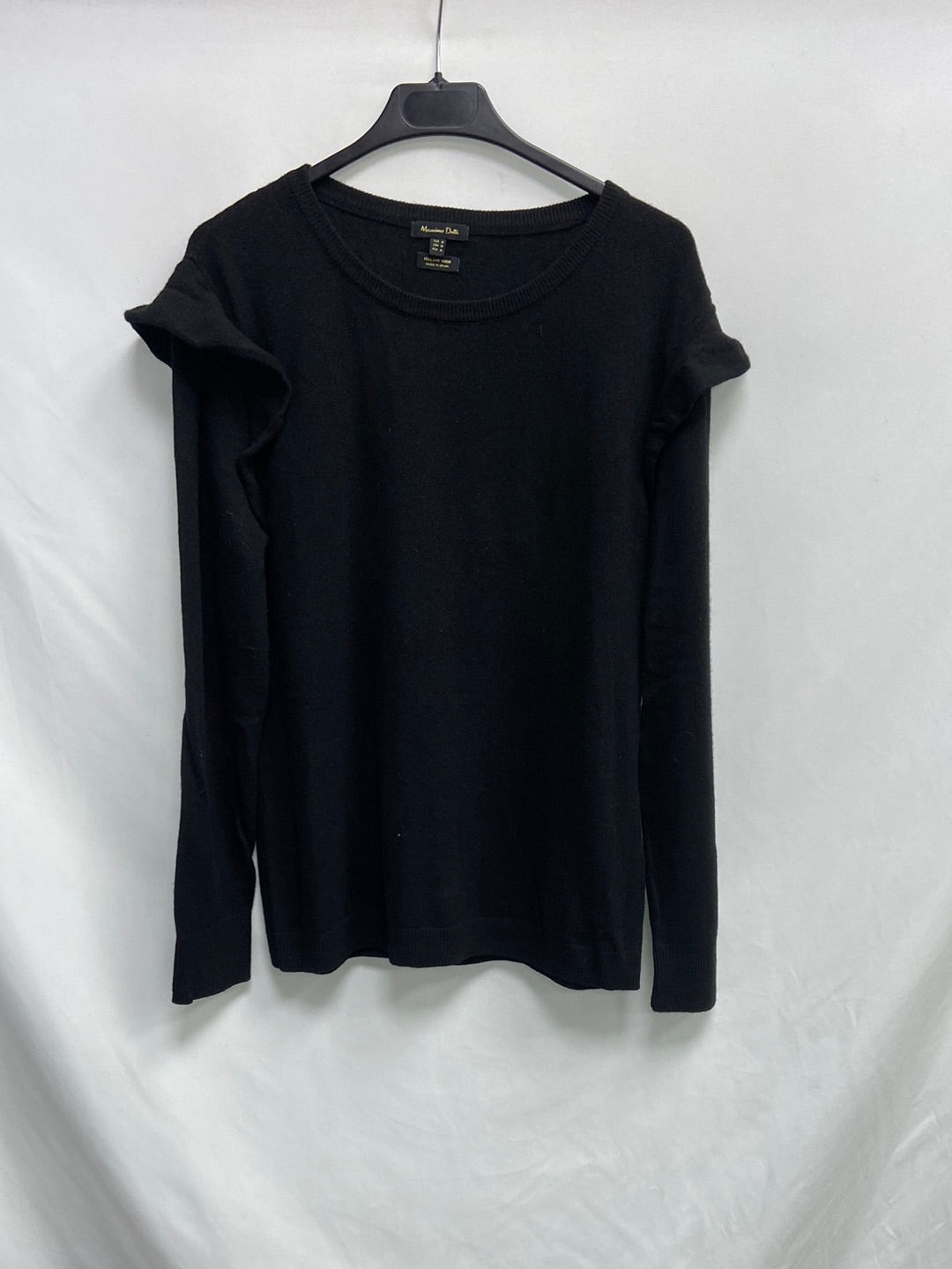 MASSIMO DUTTI. Jersey negro volantes T.m