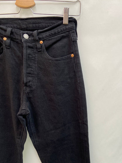 LEVIS. Pantalón negro básico T.34/36