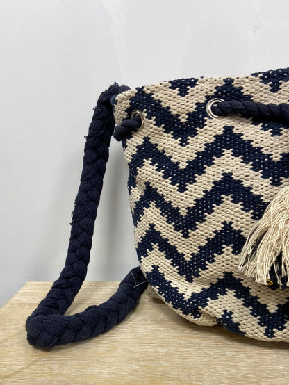 UNIT. Blue and beige bag