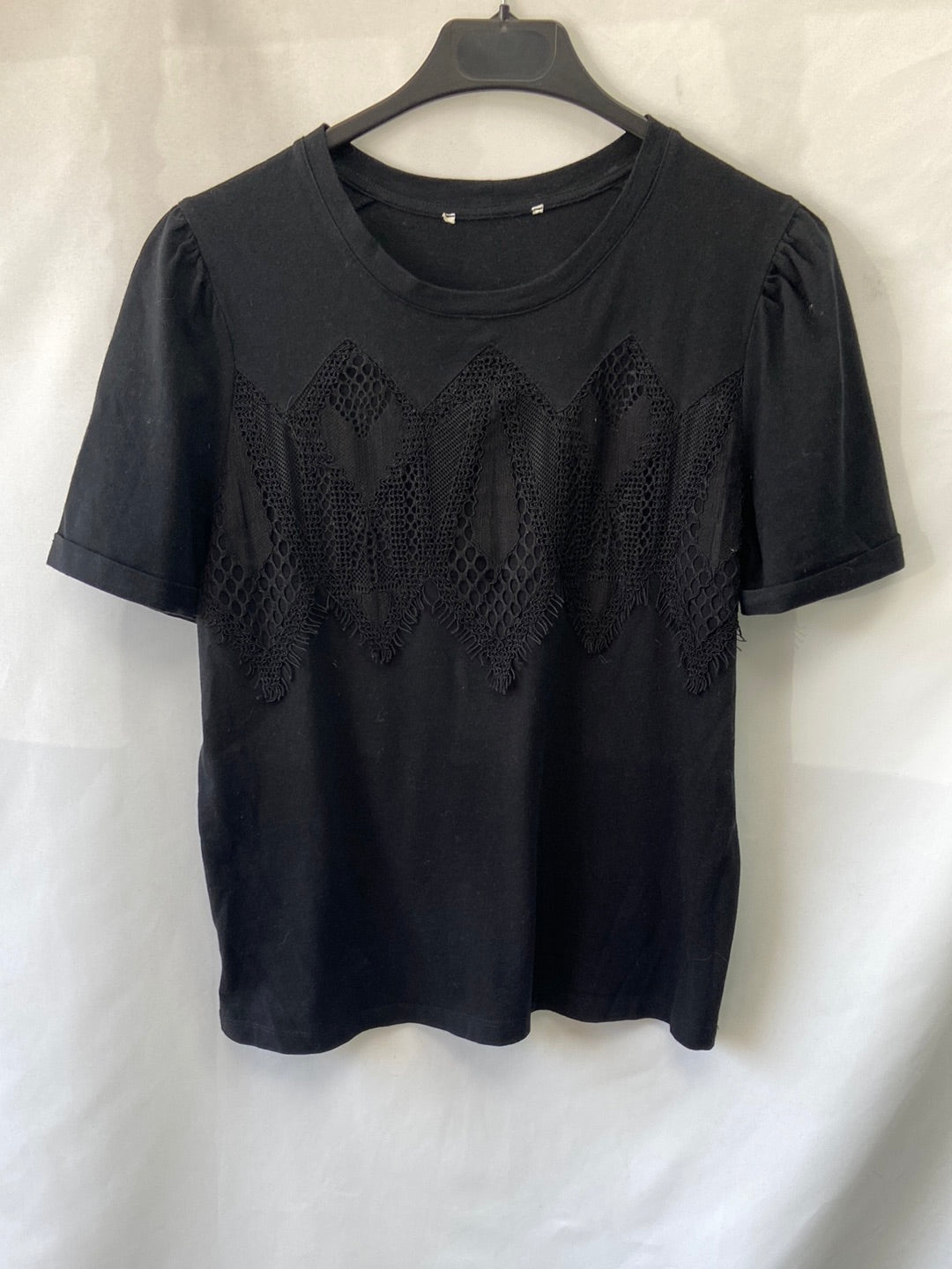 OTRAS.Camiseta negra detalle encaje T.s/m