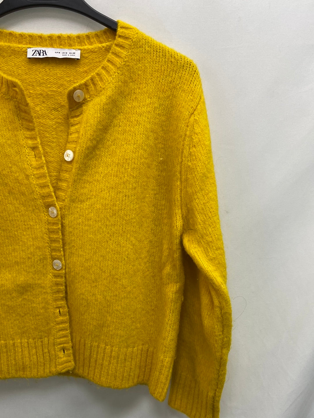 ZARA.Rebeca amarilla T.M (s)