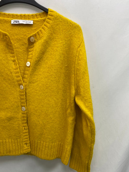 ZARA.Rebeca amarilla T.M (s)