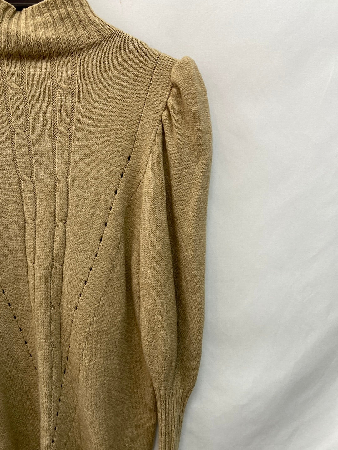 OTRAS.Jersey beige mangas abullonadas TU(s)