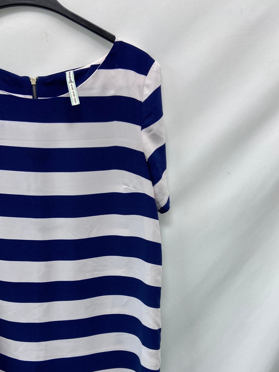 STRADIVARIUS.Vestido corto rayas T.M