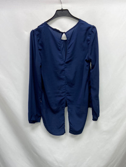 OTHERS. Flowy blue Ts blouse