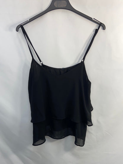 BERSHKA. Black strappy top TL