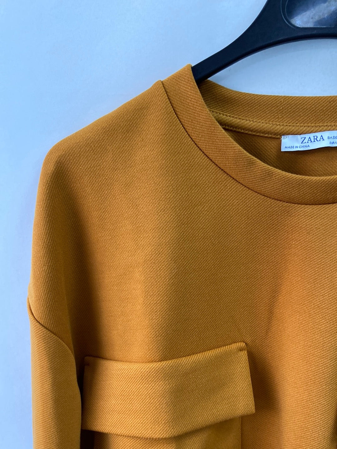 ZARA. Mustard knitted top/sweater Ts