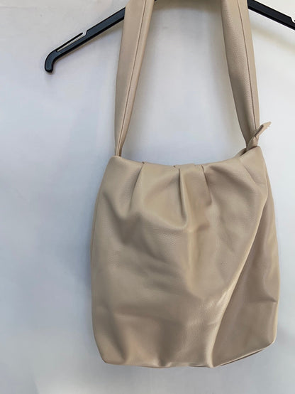 ZARA. Beige faux leather bag (medium)