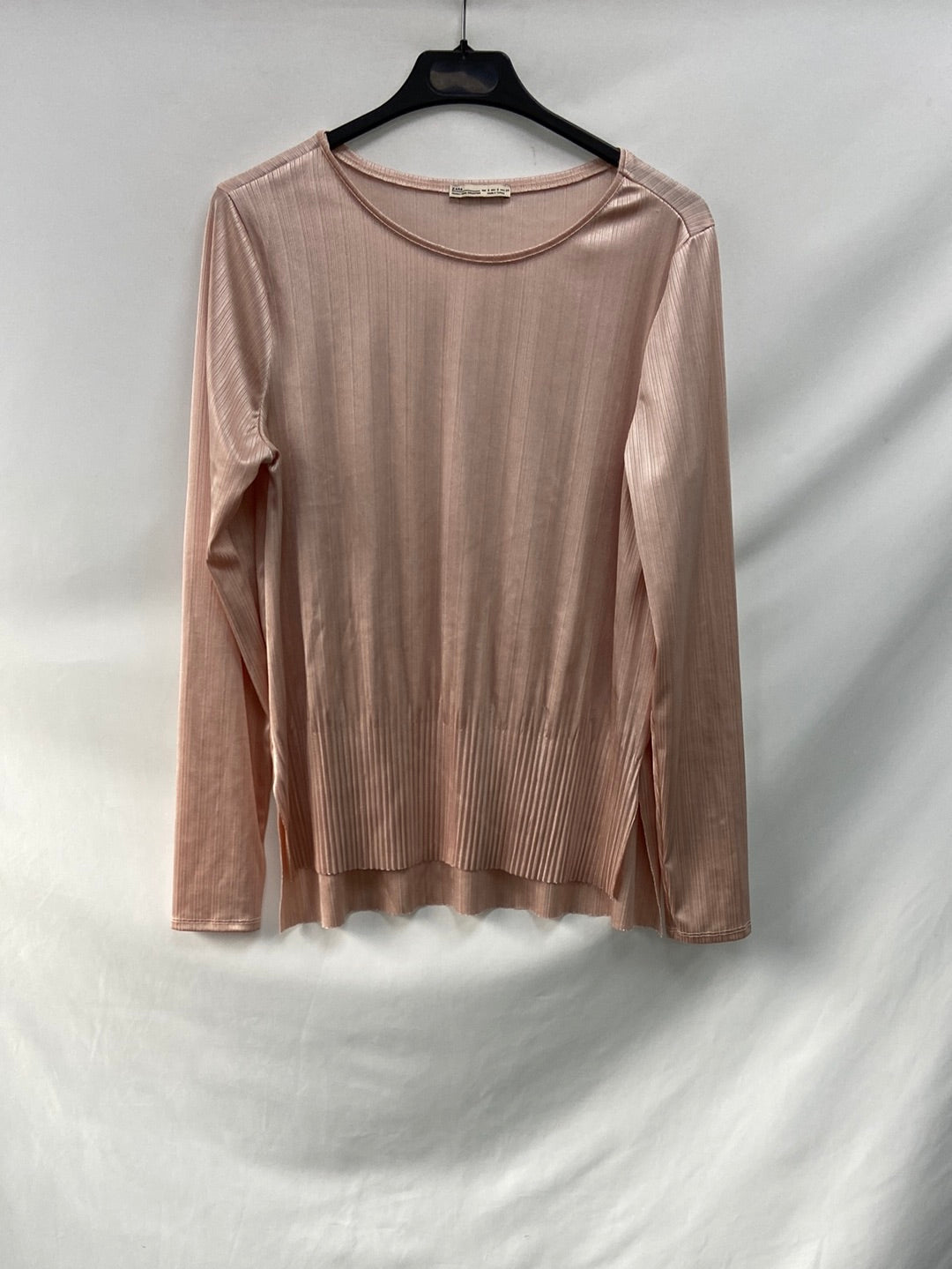 MarketZARA. Camiseta rosa efecto rayas T.s