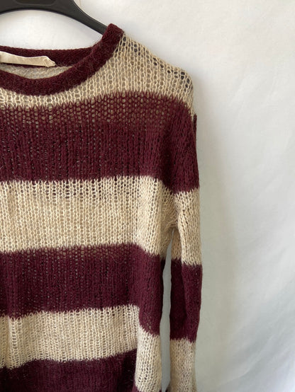 ZARA KNIT. Jersey rayas beige y burdeos T.m