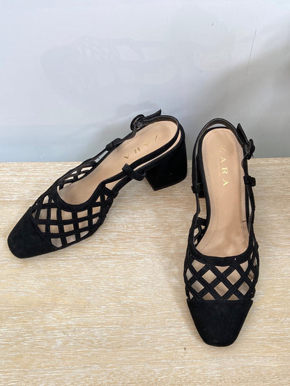 ZARA. Black mesh shoes, size 36