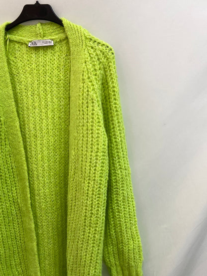 ZARA.Cárdigan verde oversized T.S