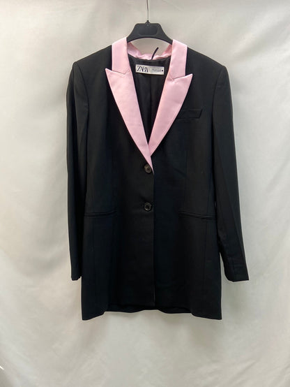 ZARA. Two-tone blazer with bow tie
