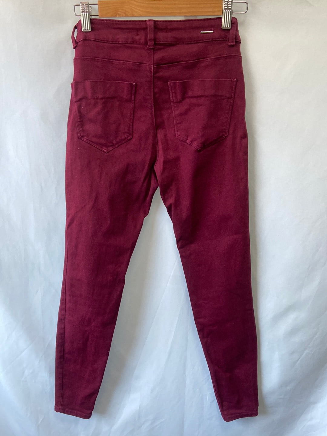 ZARA.Classic burgundy skinny jeans size 36