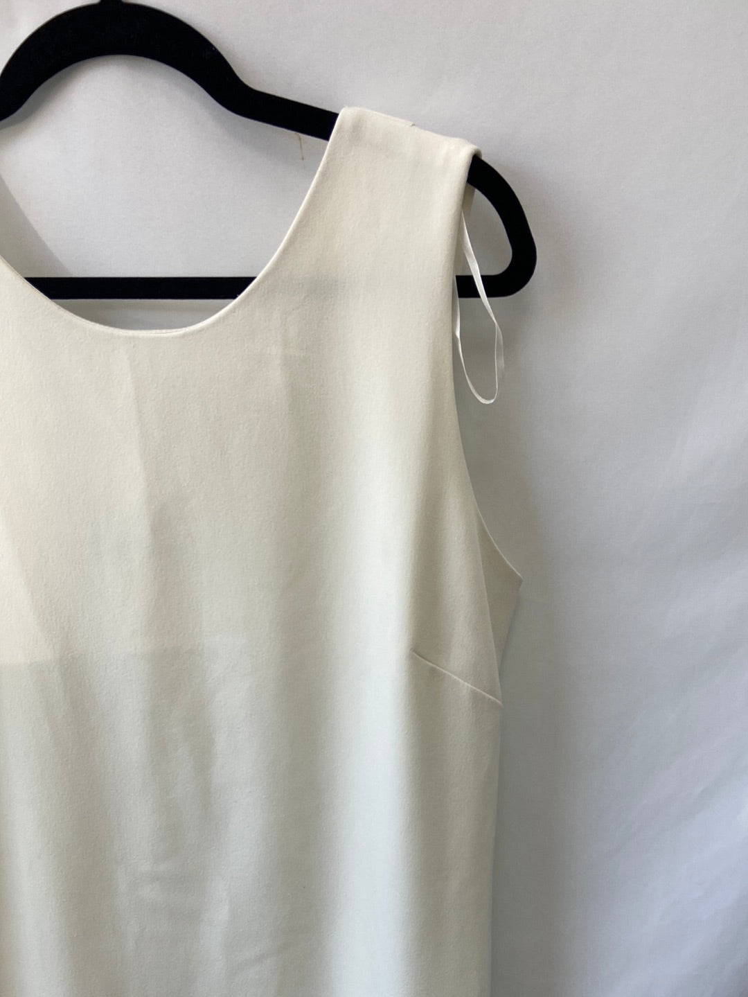 SIGNATURE BY ROBBIE BEE. White dress TM/L