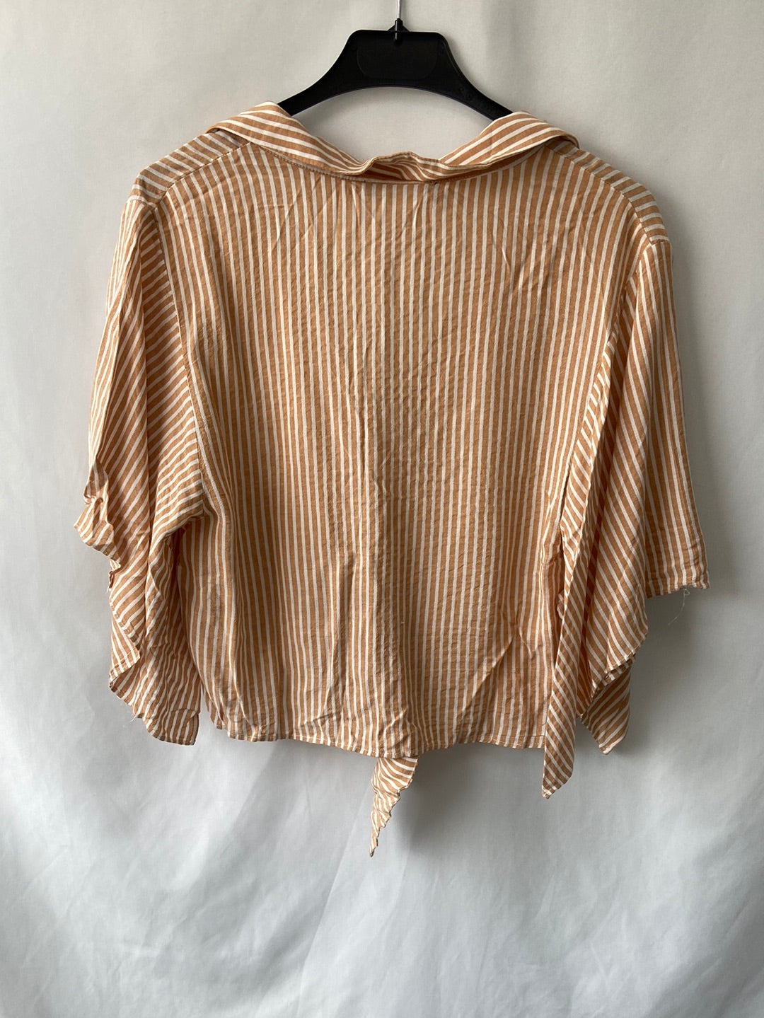 BERSHKA .Blusa rayas lazada T.S
