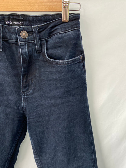 ZARA.Dark denim pants S. 34