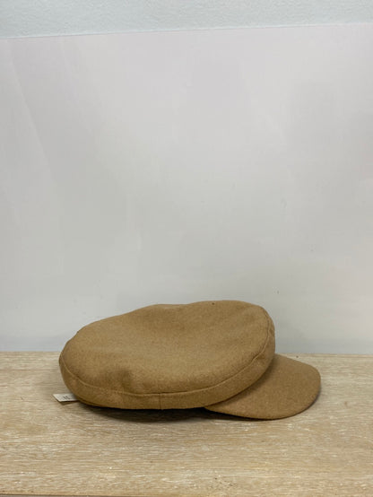 JUSTFAB. Beige Cap TM/L
