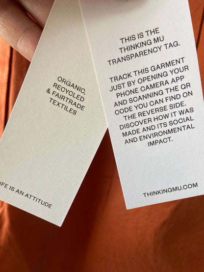 THINKING MU. Shorts fluido teja T.s