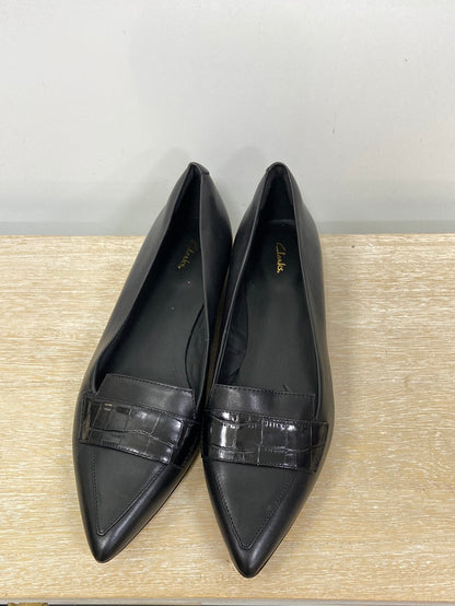 CLARKS.Manoletinas tipo mocasín piel negro T.37.5