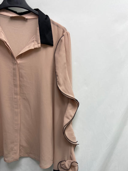 RINASCIMENTO. Pink ruffled Ts blouse