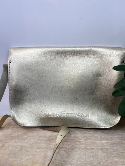 STELLA RITTAWAGEN. Golden bag (tara)