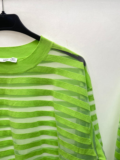 MaRketMANGO.Total look camiseta y chaqueta T.L