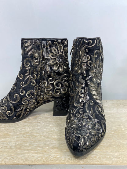 PONS QUINTANA.Botines bordados T.39