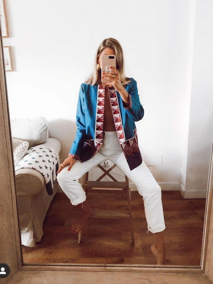 NOMADI DELUXE. Chaqueta azul estampada T.s